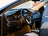 Toyota Camry 2014 года за 6 200 000 тг. в Актау – фото 2