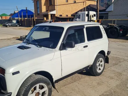 ВАЗ (Lada) Lada 2121 2017 года за 3 000 000 тг. в Актобе – фото 10