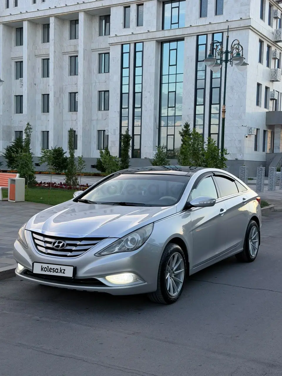 Hyundai Sonata, 2010