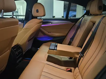 BMW 530 2017 года за 14 500 000 тг. в Алматы – фото 27