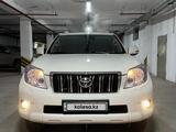 Toyota Land Cruiser Prado 2013 года за 17 000 000 тг. в Актау