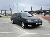 Toyota Camry 2004 года за 5 750 000 тг. в Атырау – фото 5