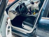 Mercedes-Benz E 320 2003 годаfor4 400 000 тг. в Астана – фото 3