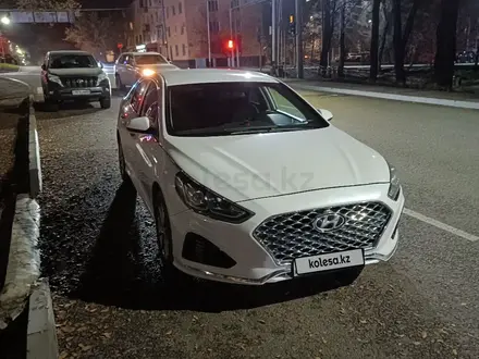 Hyundai Sonata 2019 года за 7 500 000 тг. в Алматы – фото 15
