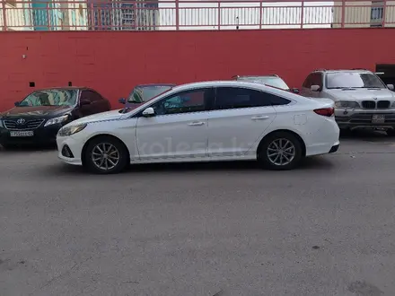 Hyundai Sonata 2019 года за 7 500 000 тг. в Алматы – фото 2