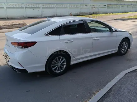 Hyundai Sonata 2019 года за 7 500 000 тг. в Алматы – фото 28