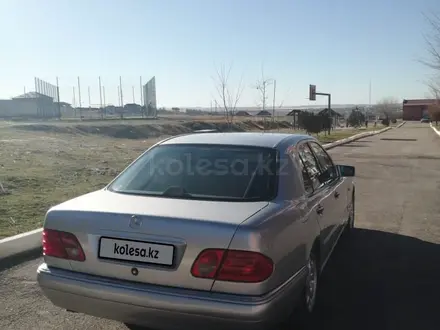 Mercedes-Benz E 280 1997 года за 3 100 000 тг. в Туркестан