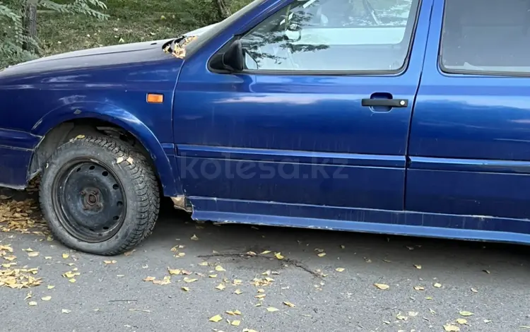 Volkswagen Golf 1994 года за 900 000 тг. в Усть-Каменогорск