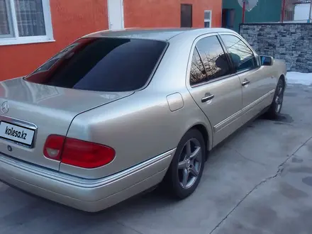 Mercedes-Benz E 230 1996 года за 3 800 000 тг. в Шымкент – фото 6