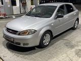 Chevrolet Lacetti 2012 года за 2 800 000 тг. в Атырау – фото 2
