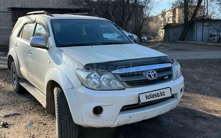 Toyota Fortuner 2006 годаүшін5 500 000 тг. в Алматы