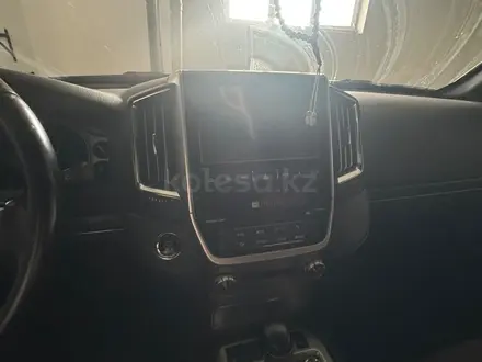 Toyota Land Cruiser 2017 года за 32 500 000 тг. в Астана – фото 7