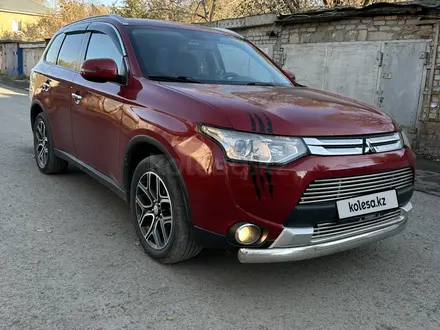 Mitsubishi Outlander 2014 года за 10 500 000 тг. в Экибастуз – фото 3