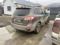 Hyundai Santa Fe 2012 годаүшін7 000 000 тг. в Атырау