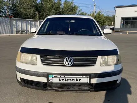 Volkswagen Passat 1997 года за 1 500 000 тг. в Уральск – фото 7