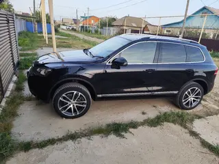 Volkswagen Touareg, 2010