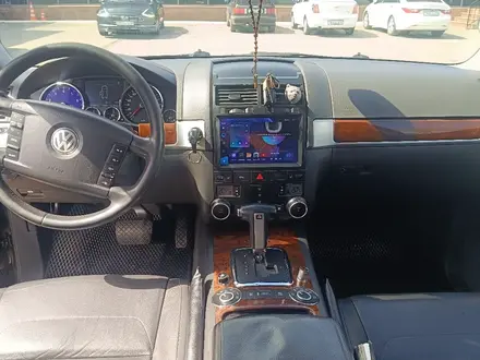 Volkswagen Touareg 2007 года за 8 300 000 тг. в Караганда – фото 12