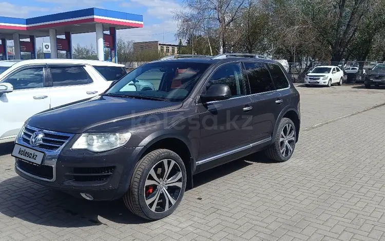 Volkswagen Touareg 2007 года за 8 300 000 тг. в Караганда