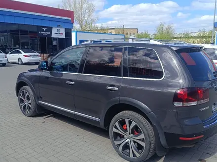 Volkswagen Touareg 2007 года за 8 300 000 тг. в Караганда – фото 7