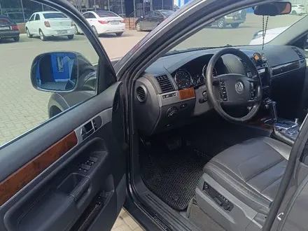 Volkswagen Touareg 2007 года за 8 300 000 тг. в Караганда – фото 8
