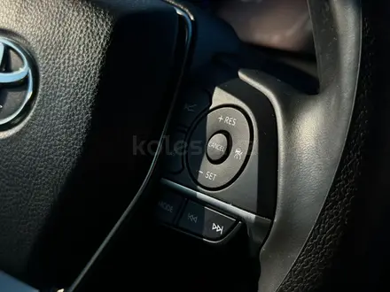 Toyota Camry 2023 года за 15 600 000 тг. в Актау – фото 6