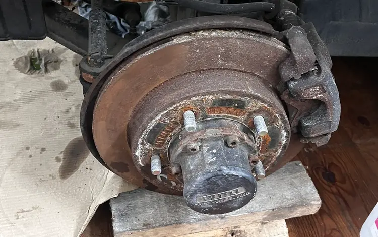 Ступица привозная с Японии 1.6 за 80 000 тг. в Риддер