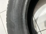 Goodyear 215/55/17 UltraGrip за 65 000 тг. в Алматы – фото 2
