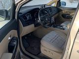 Kia Carnival 2016 годаүшін13 500 000 тг. в Астана – фото 3