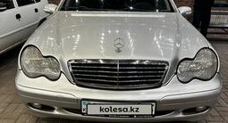Mercedes-Benz C 320 2001 года за 3 000 000 тг. в Алматы – фото 3
