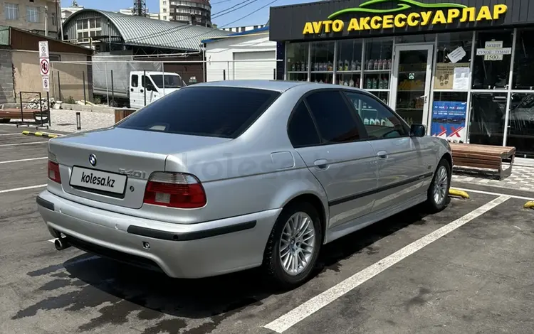 BMW 530 2001 годаfor4 300 000 тг. в Алматы