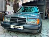 Mercedes-Benz E 230 1992 года за 3 500 000 тг. в Алматы – фото 2