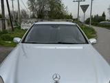 Mercedes-Benz C 240 2001 года за 3 750 000 тг. в Алматы – фото 2