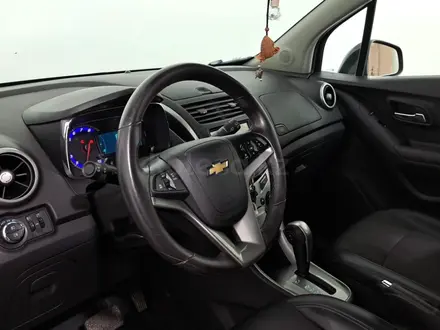 Chevrolet Tracker 2013 года за 5 300 000 тг. в Астана – фото 12
