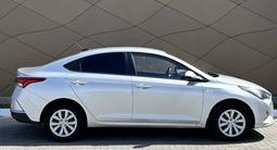 Hyundai Accent 2021 года за 5 590 000 тг. в Караганда – фото 4