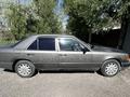 Mercedes-Benz E 230 1988 года за 900 000 тг. в Караганда – фото 3