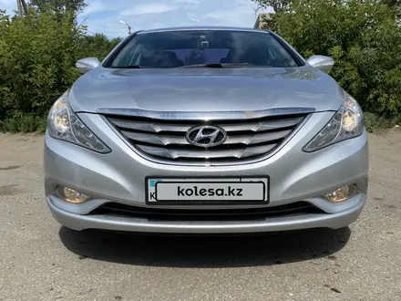 Hyundai Sonata 2011 года за 7 000 000 тг. в Рудный – фото 2