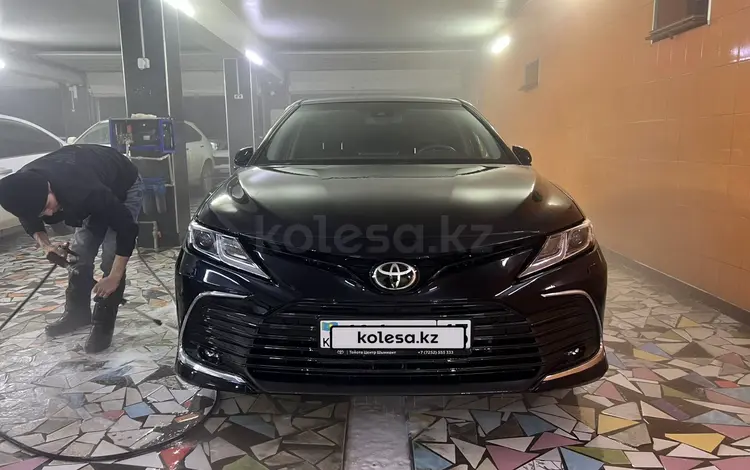 Toyota Camry 2023 годаfor17 200 000 тг. в Шымкент