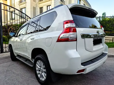 Toyota Land Cruiser Prado 2015 года за 22 400 000 тг. в Алматы – фото 5