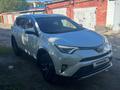 Toyota RAV4 2018 годаүшін13 300 000 тг. в Усть-Каменогорск – фото 5