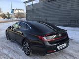 Hyundai Sonata 2021 года за 11 300 000 тг. в Астана – фото 3