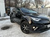 Toyota RAV4 2019 годаfor12 200 000 тг. в Алматы