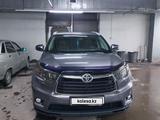 Toyota Highlander 2017 года за 18 800 000 тг. в Астана