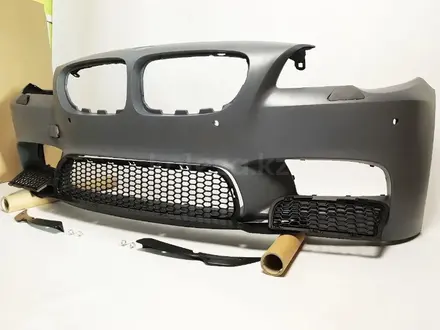Бампер передний BMW F10 стиль M-look за 88 000 тг. в Алматы