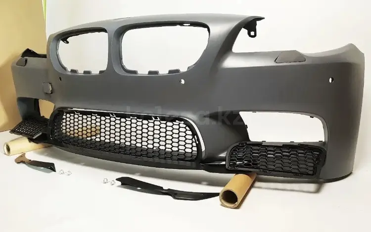 Бампер передний BMW F10 стиль M-look за 88 000 тг. в Алматы