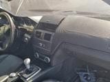 Mercedes-Benz C 200 2010 года за 1 222 222 тг. в Атырау – фото 4
