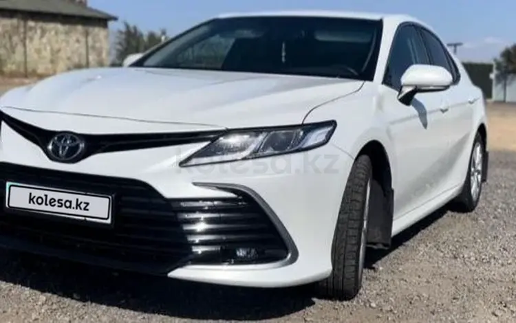 Toyota Camry 2021 года за 17 000 000 тг. в Караганда