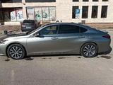 Lexus ES 300h 2018 года за 15 500 000 тг. в Алматы – фото 3