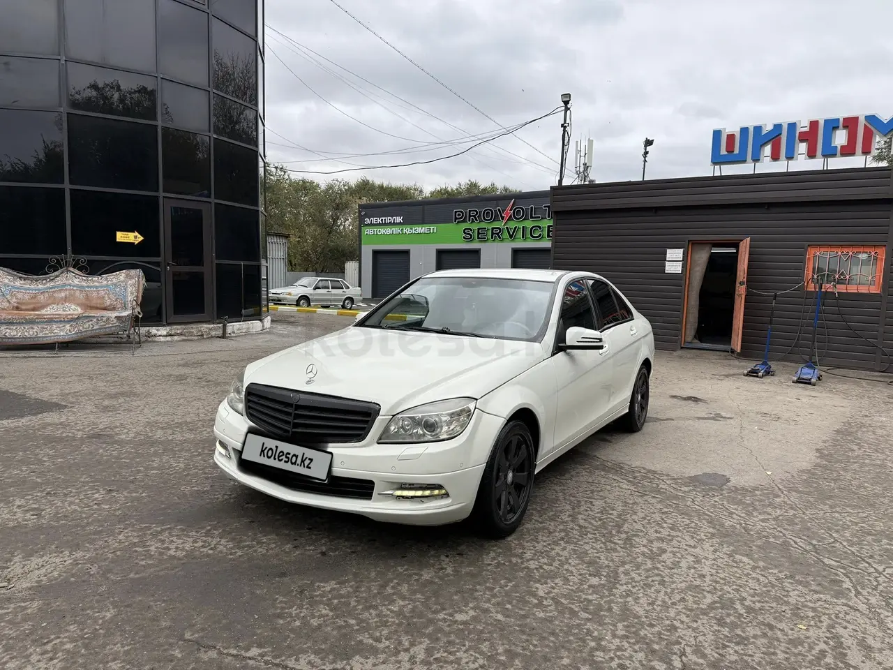 Mercedes-Benz C-Class, 2010