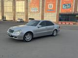 Mercedes-Benz E 320 2003 года за 6 700 000 тг. в Астана – фото 2