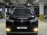 Toyota Highlander 2014 года за 14 600 000 тг. в Астана